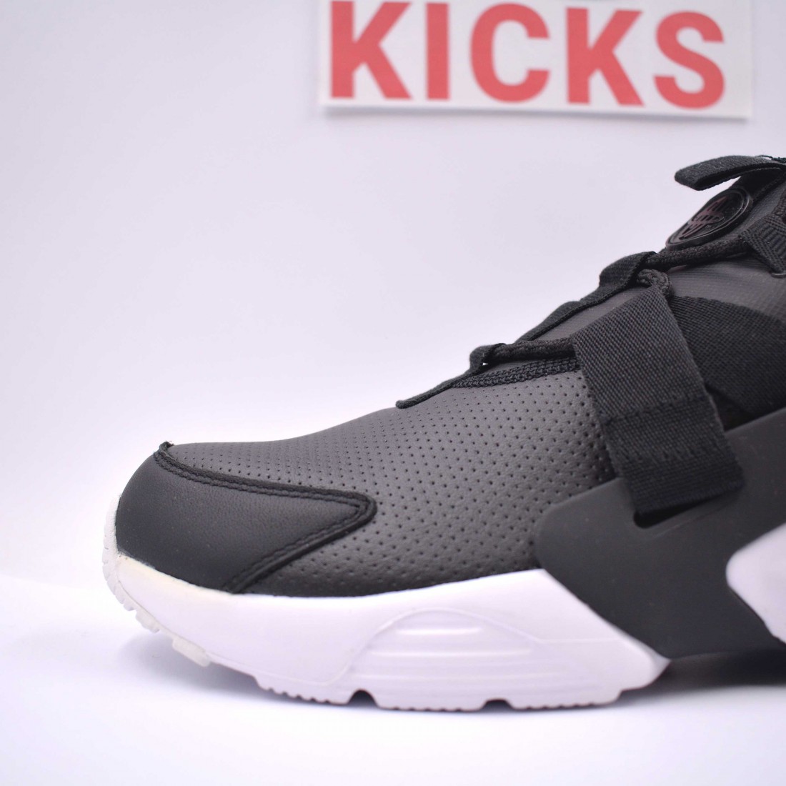 huarache city black